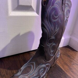 Dream Pairs Brown Cowboy Boots with Blue Embroidery